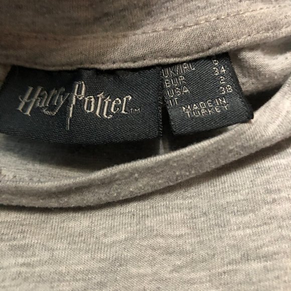 Size 2 (small) official Harry Potter short sleeve base ball T - Picture 6 of 6